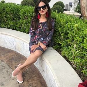 Meet your Posher, Nazlin